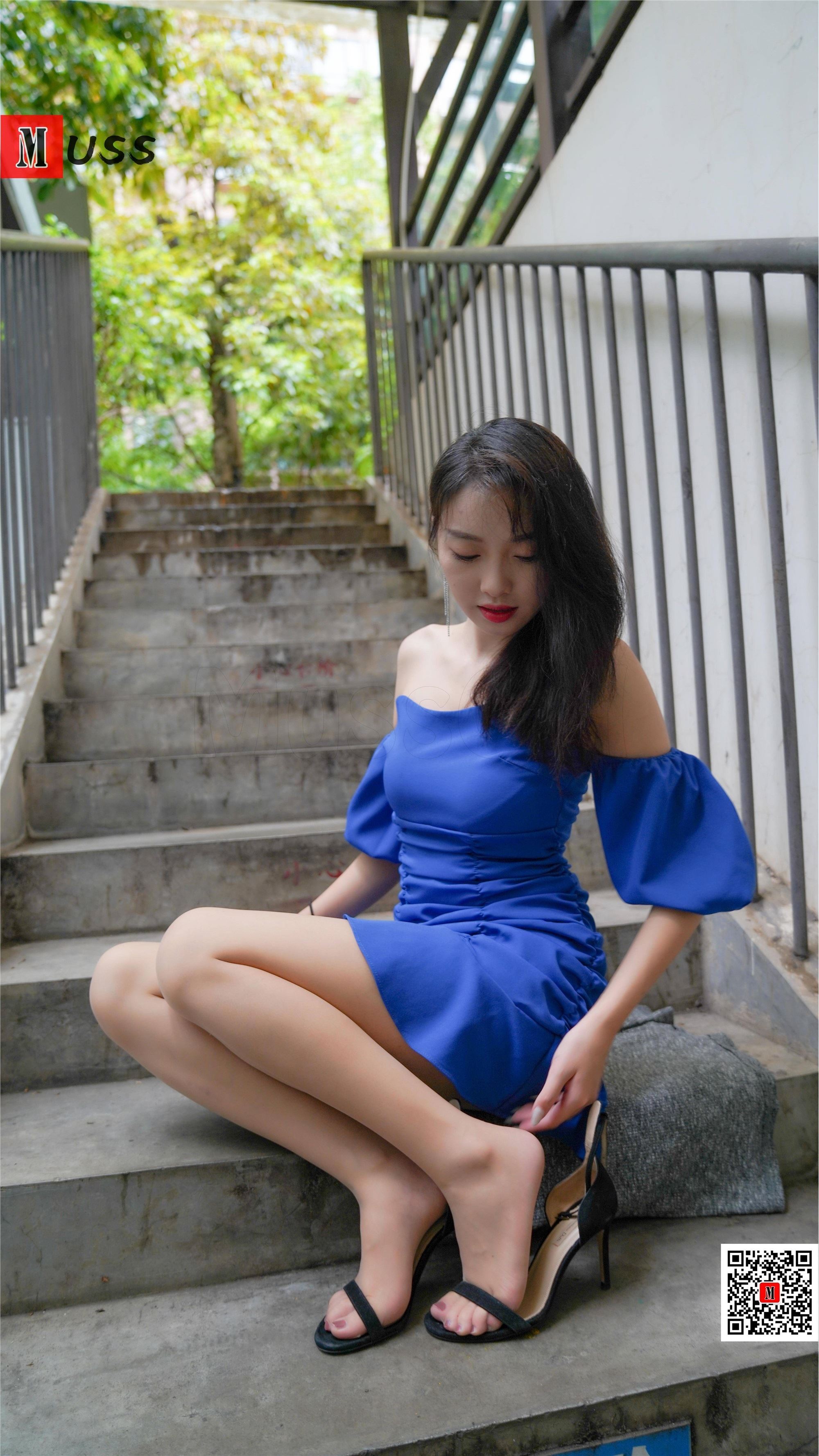 MussGirl慕丝女郎  NO.192 蓝色包臀薄丝